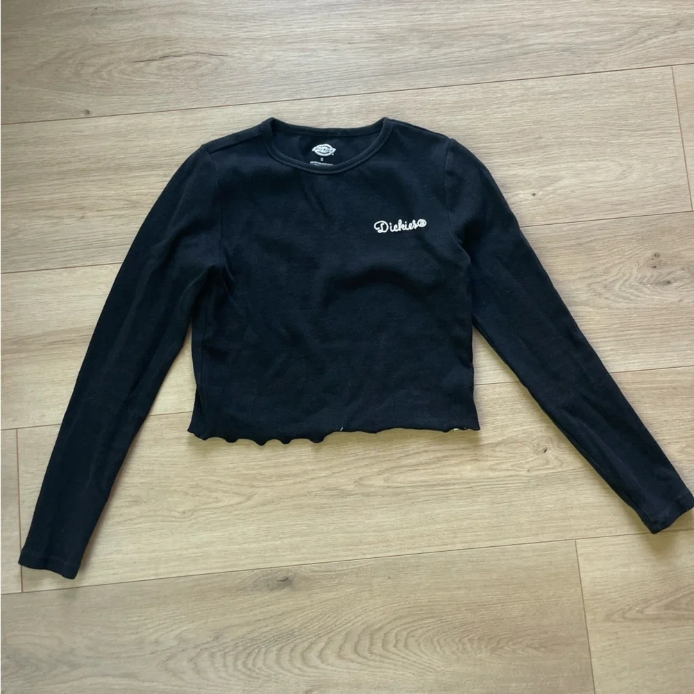 Dickies Black Long Sleeve Cropped Shirt - Picture 1 of 3